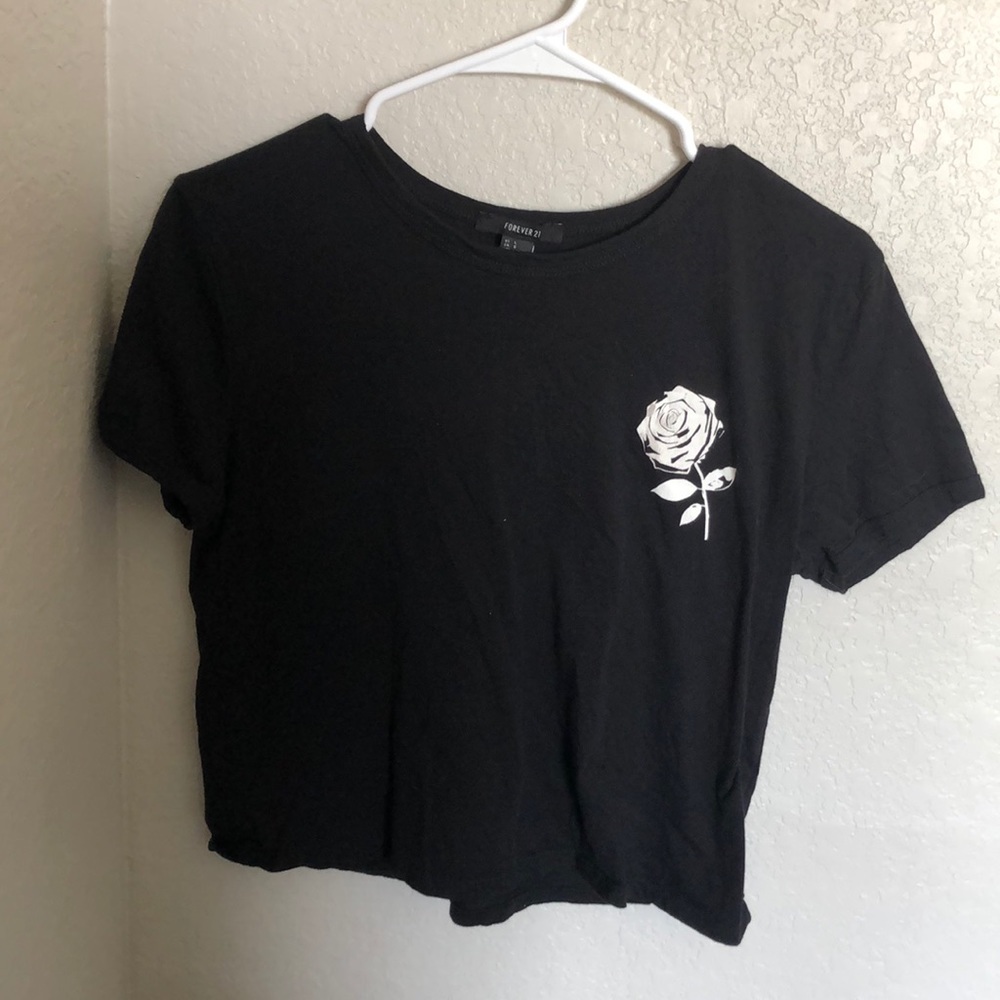 Black T-Crop